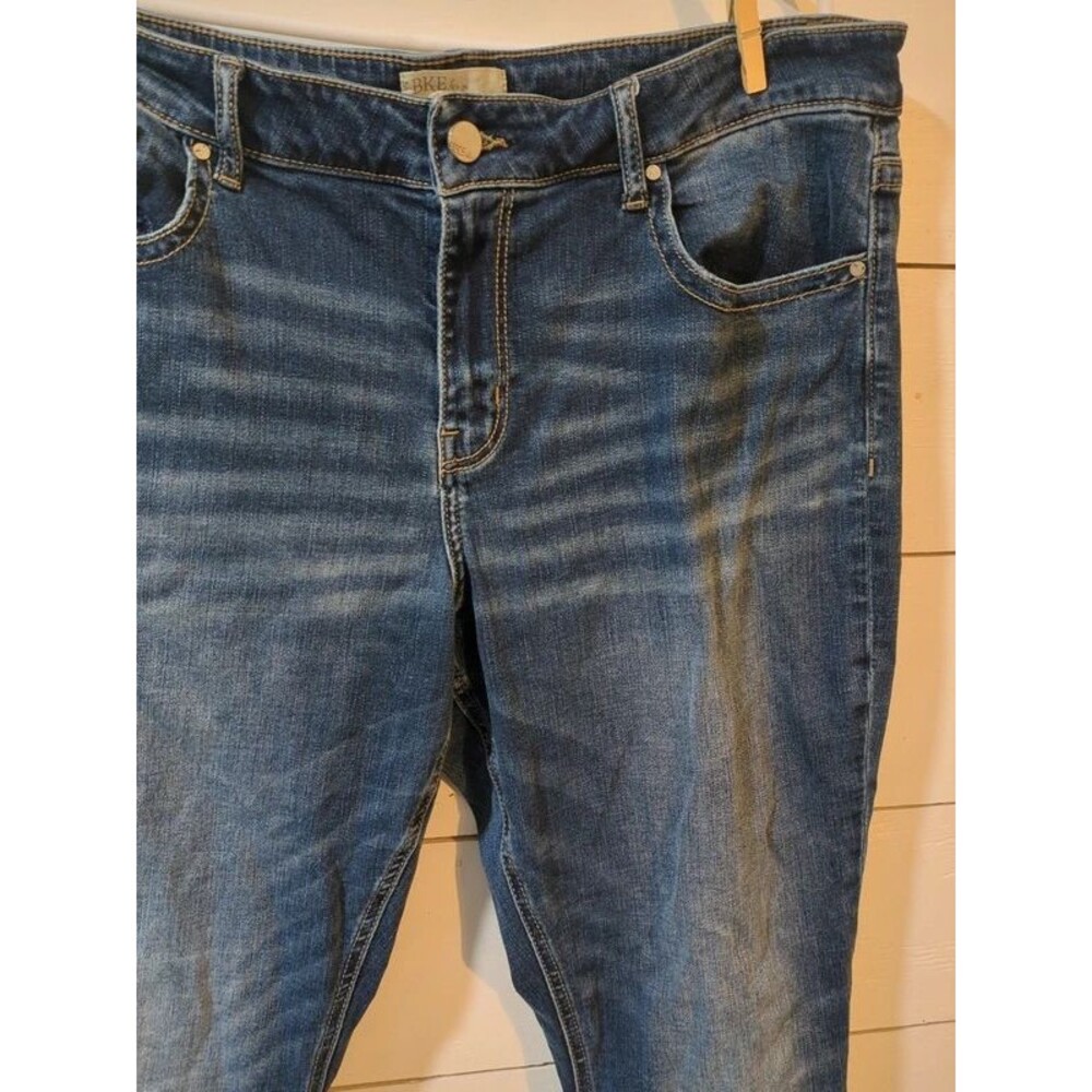 BKE Gabby bootcut jeans 33x31.5 cotton spandex blend fall winter Western core